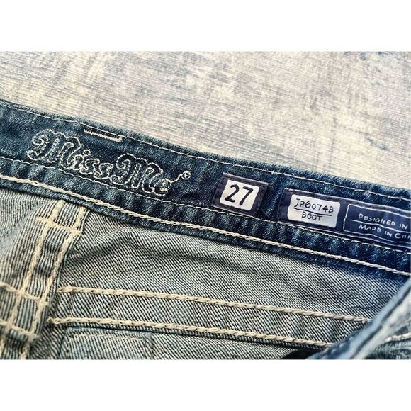 Miss Me Rhinestone Studded Embellished Boot Cut Jeans Size 27" - Picture 3 of 6